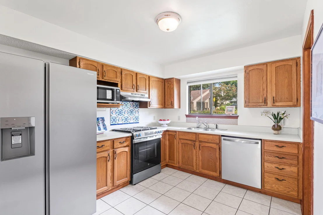 Photo of 115 Cedar Ridge Way