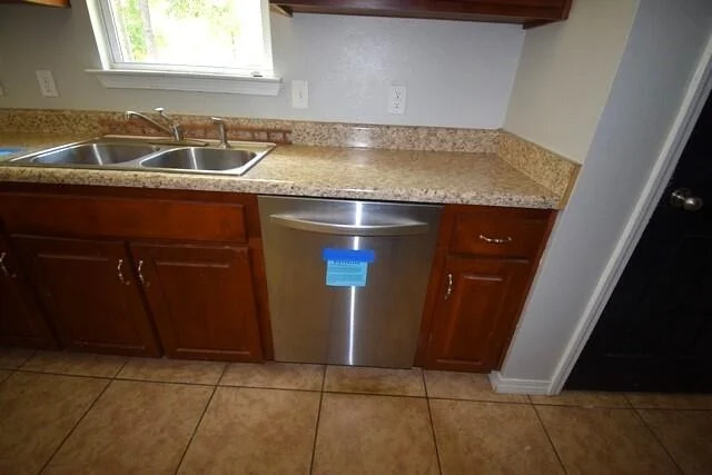 Photo of 4052 Randi Road