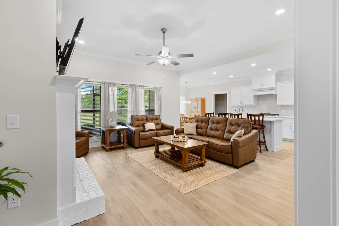 Photo of 6297 Howie Way