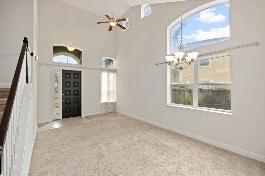 Photo of 876 Solimar Way