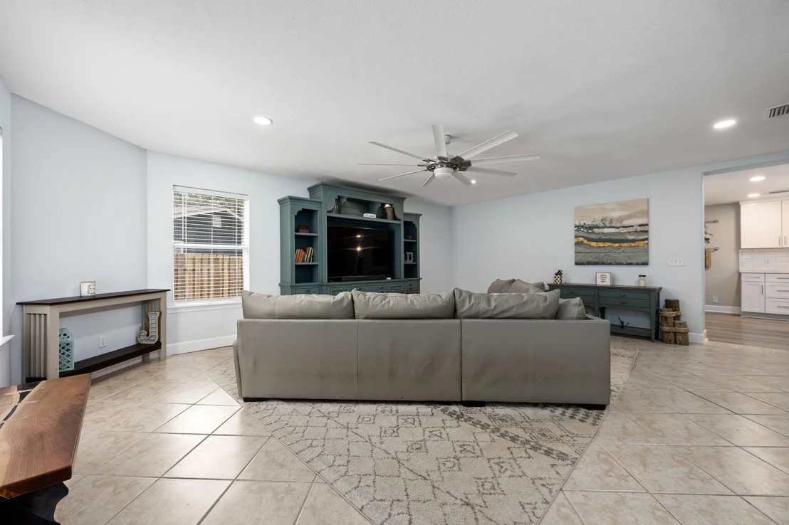 Photo of 255 Edge Avenue