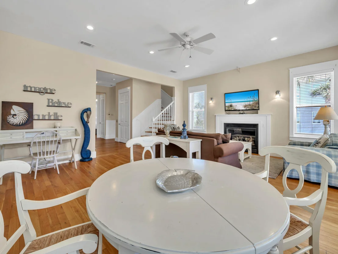 Photo of 64 Lands End Drive