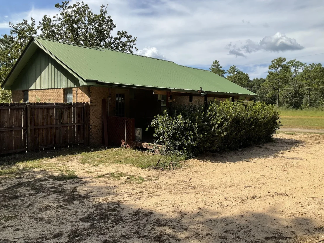 Photo of 6069 Garden City Road