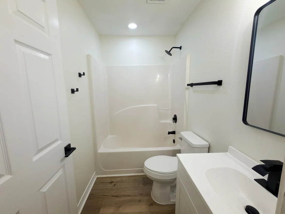 Photo of 6121 Robin Road