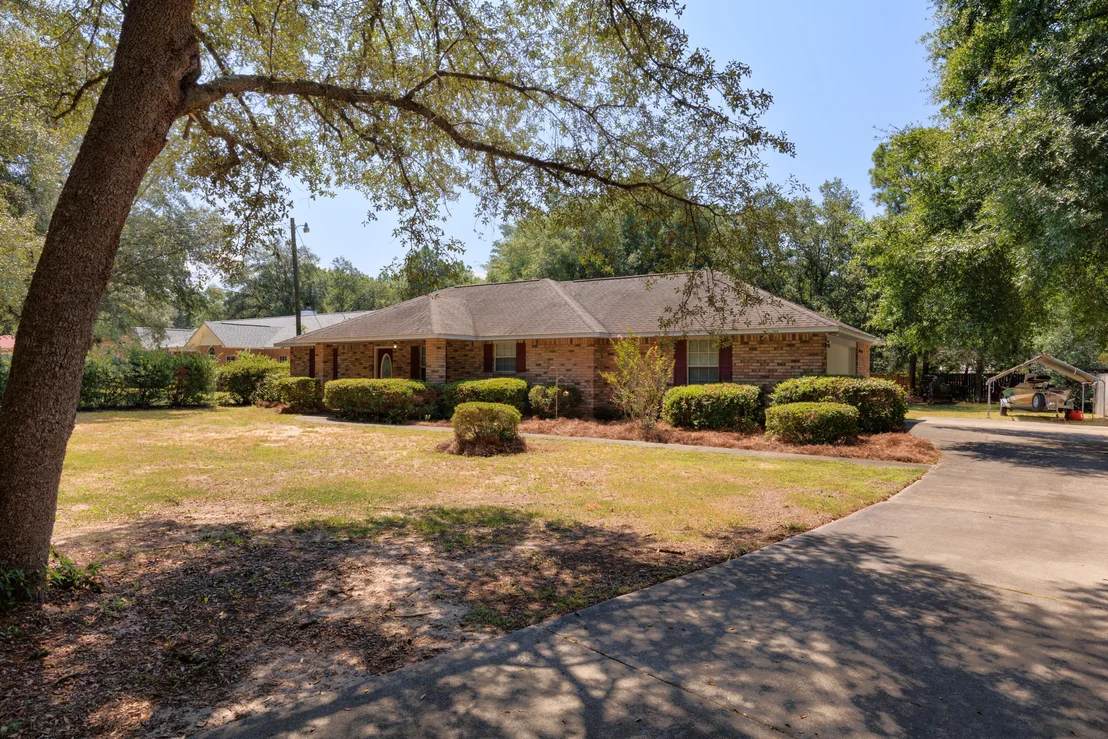 Photo of 6049 Mayberry Lane