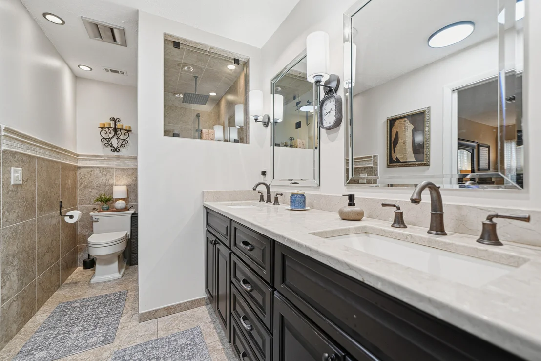 Photo of 18 Pebble Beach Drive