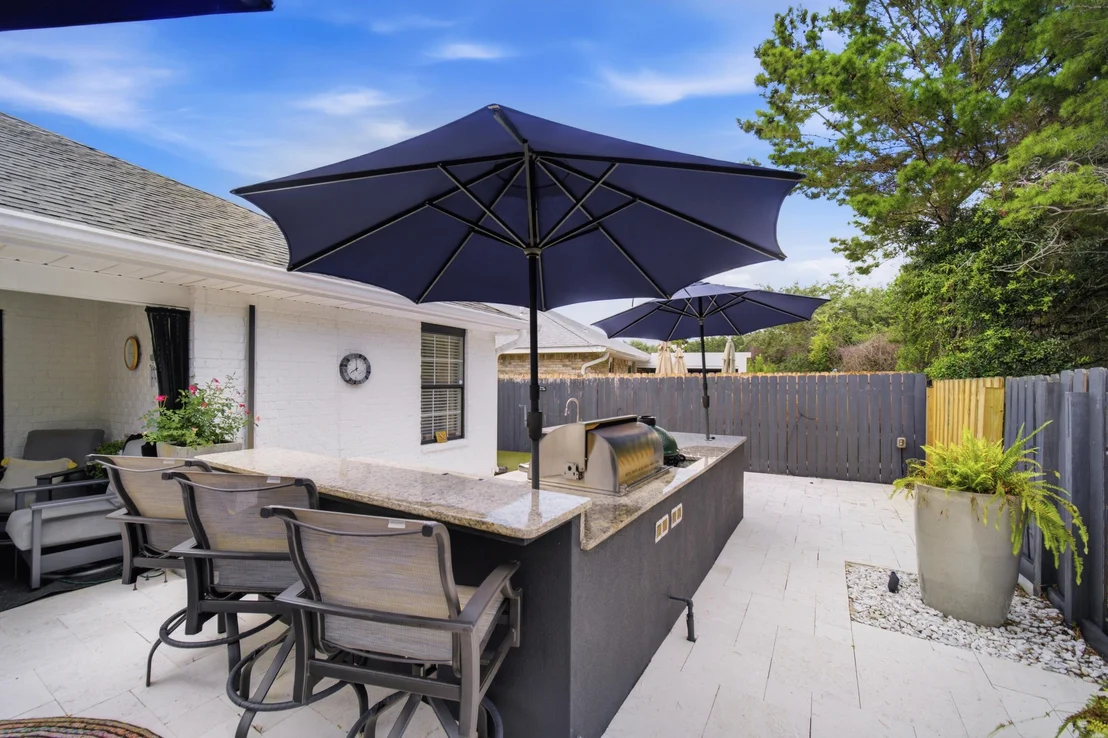 Photo of 423 Sandy Cay Drive