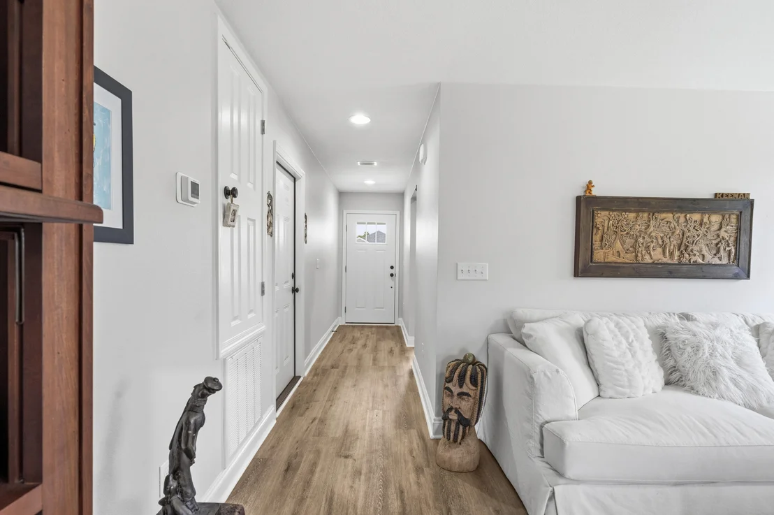 Photo of 5370 Highview Drive