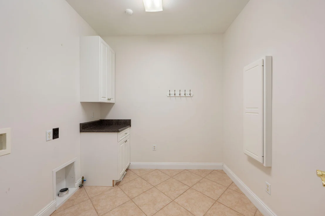 Photo of 5833 Hunting Meadows Drive