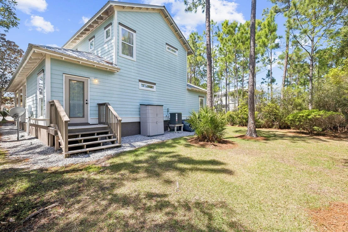 Photo of 14 Breezeway Boulevard