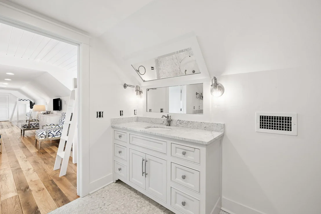 Photo of 13 Madaket Way