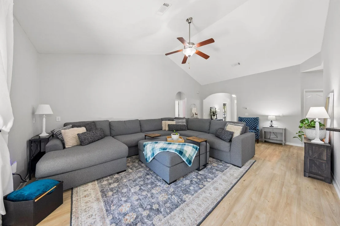 Photo of 471 Symphony Way