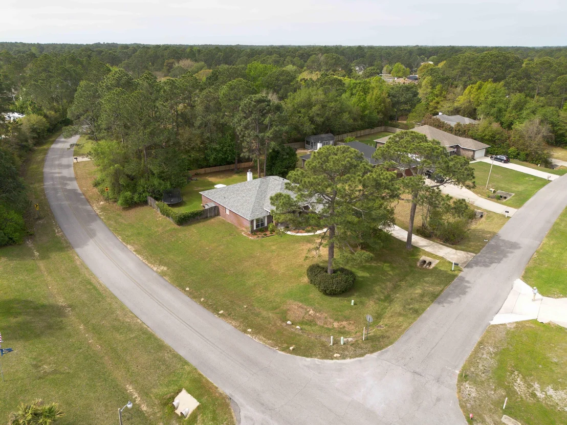 Photo of 2400 Crescent Road