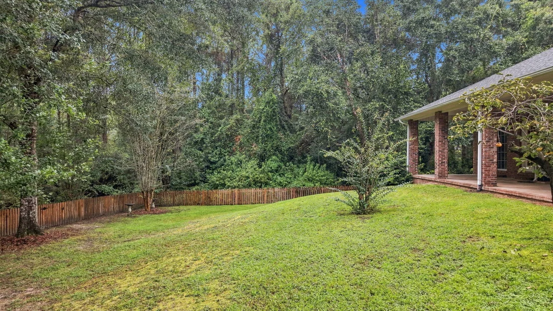 Photo of 521 Shoal River Drive
