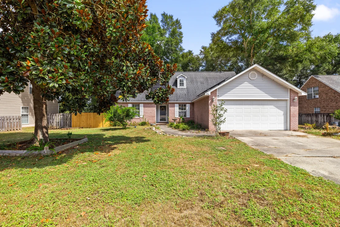 Photo of 204 Warrior Street