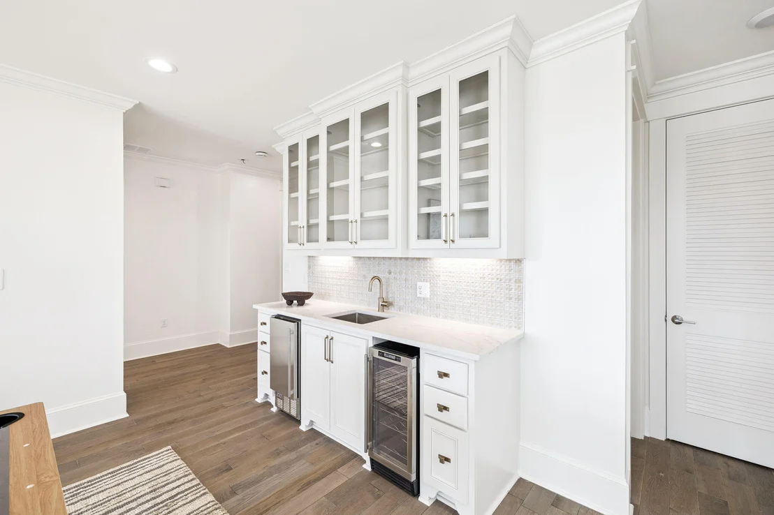 Photo of 714 Harbor Boulevard