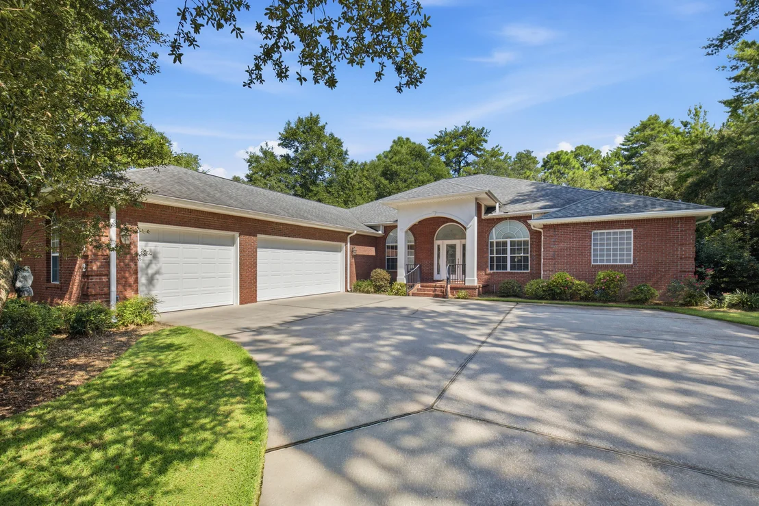 Photo of 412 Ruckel Drive