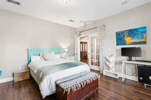 Photo of 43 Secret Street