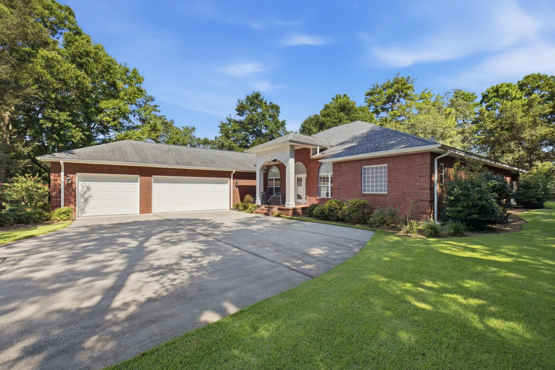 Photo of 412 Ruckel Drive