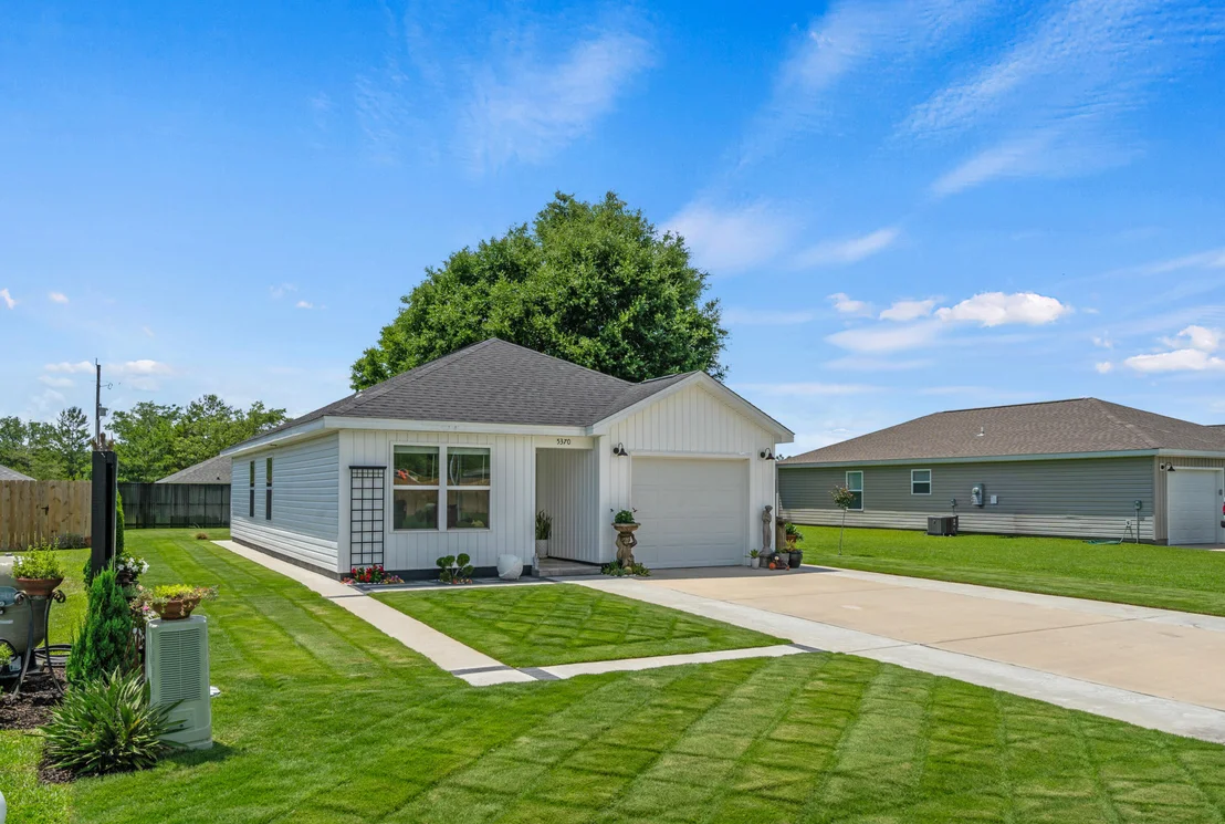 Photo of 5370 Highview Drive