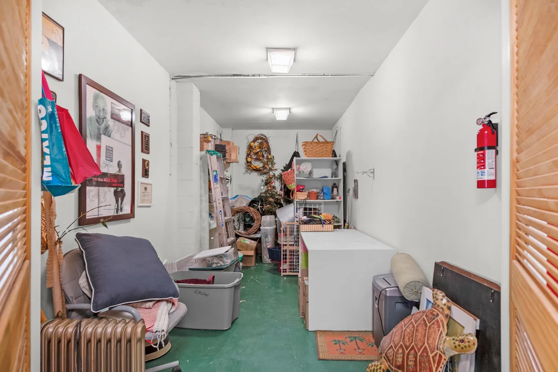 Photo of 1422 Lagrange Road