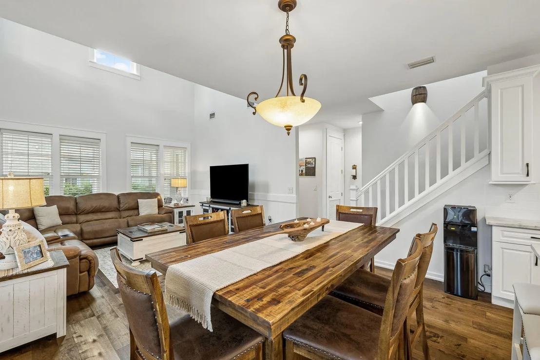 Photo of 1373 Ravens Run