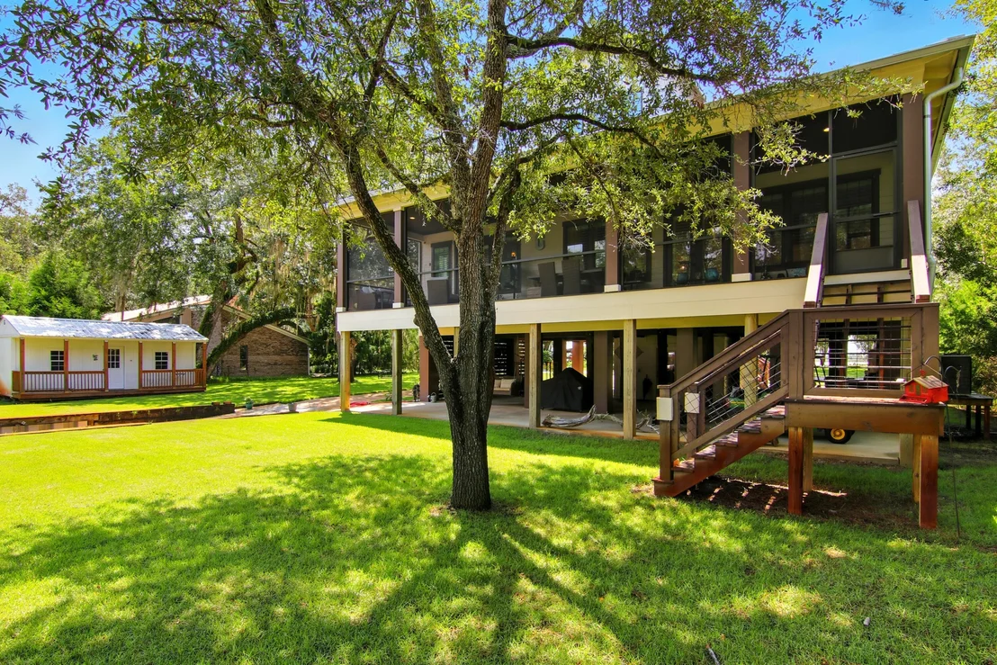 Photo of 400 Pitts Bayshore Drive