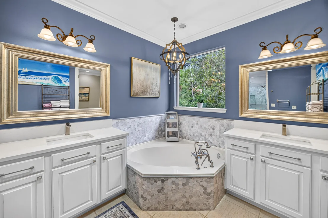 Photo of 2046 Crystal Lake Drive
