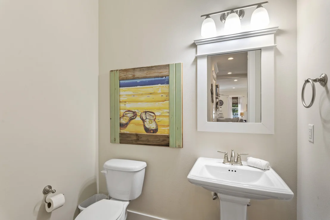 Photo of 470 Gulfview Circle