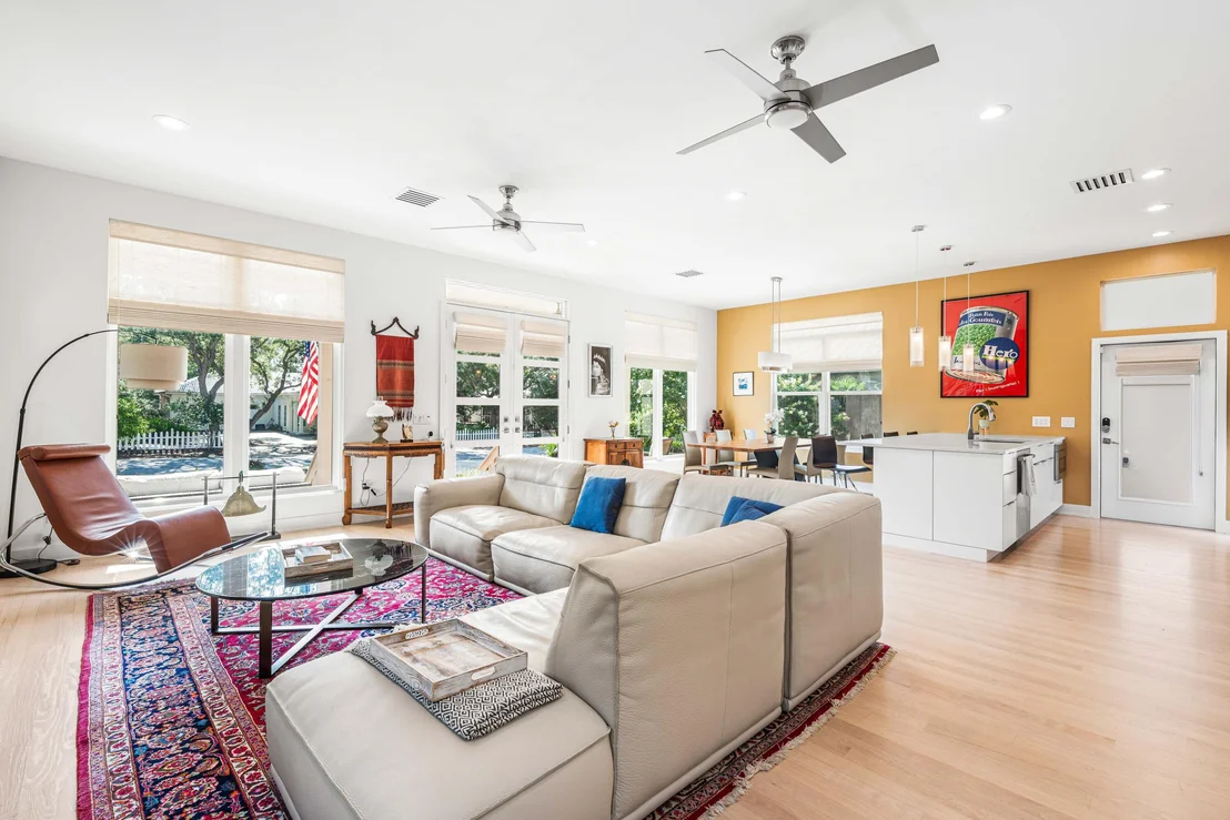 Photo of 170 Seabreeze Boulevard