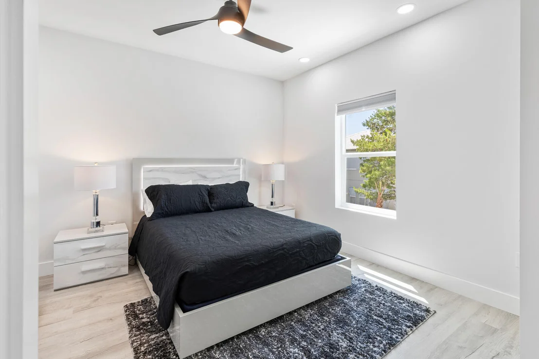 Photo of 39 Charlotte Avenue