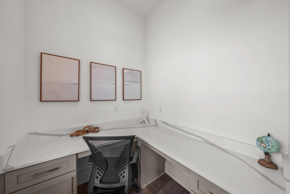 Photo of 28 W Queen Palm Drive