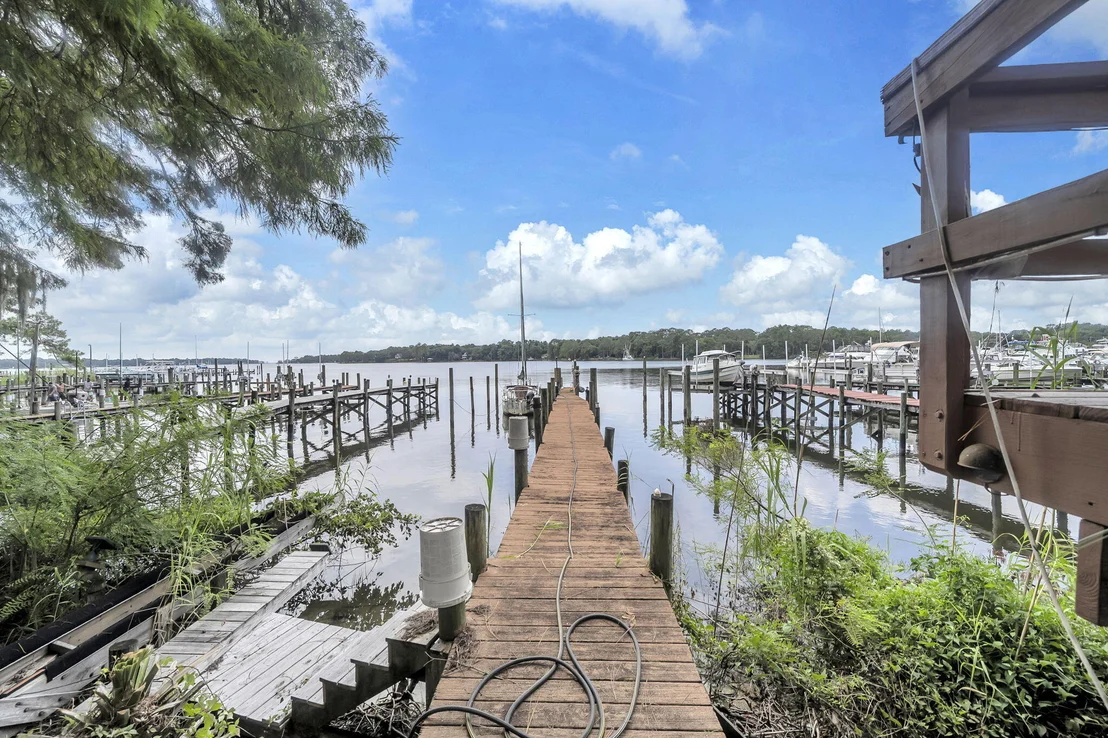 Photo of 204 Regatta Drive