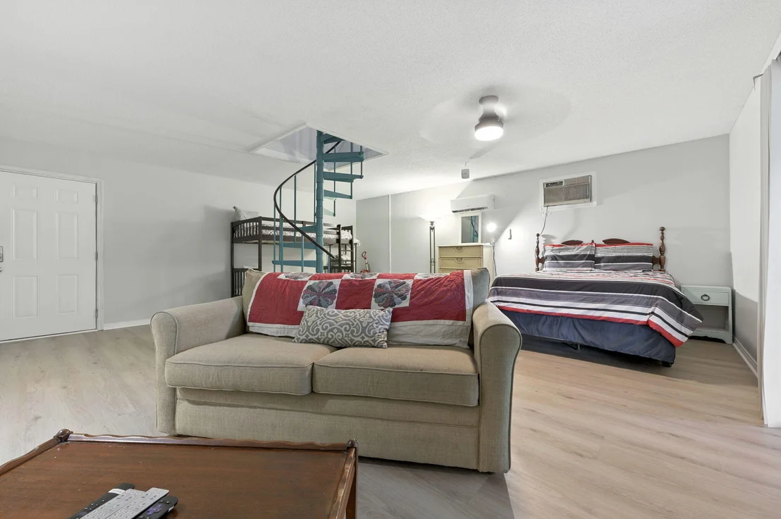 Photo of 6913 Sea Shark Circle
