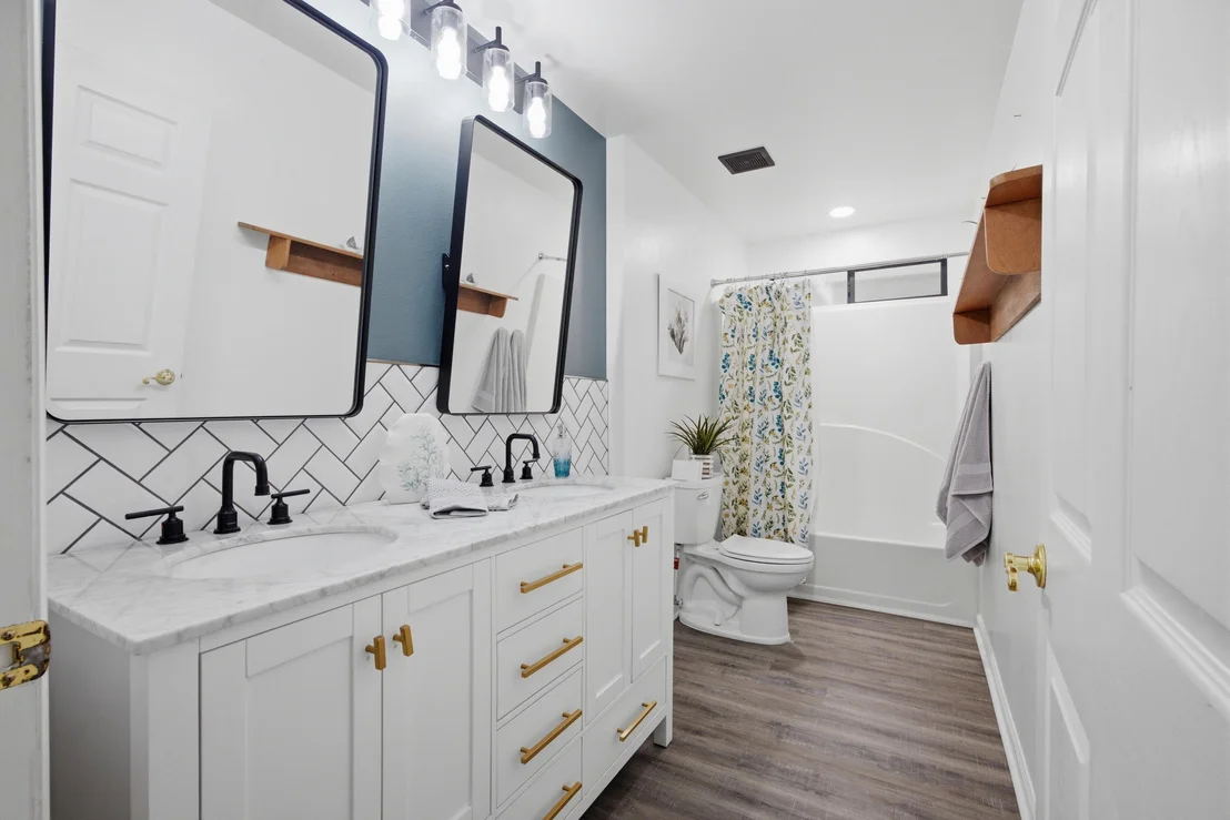 Photo of 111 Arapaho Trail