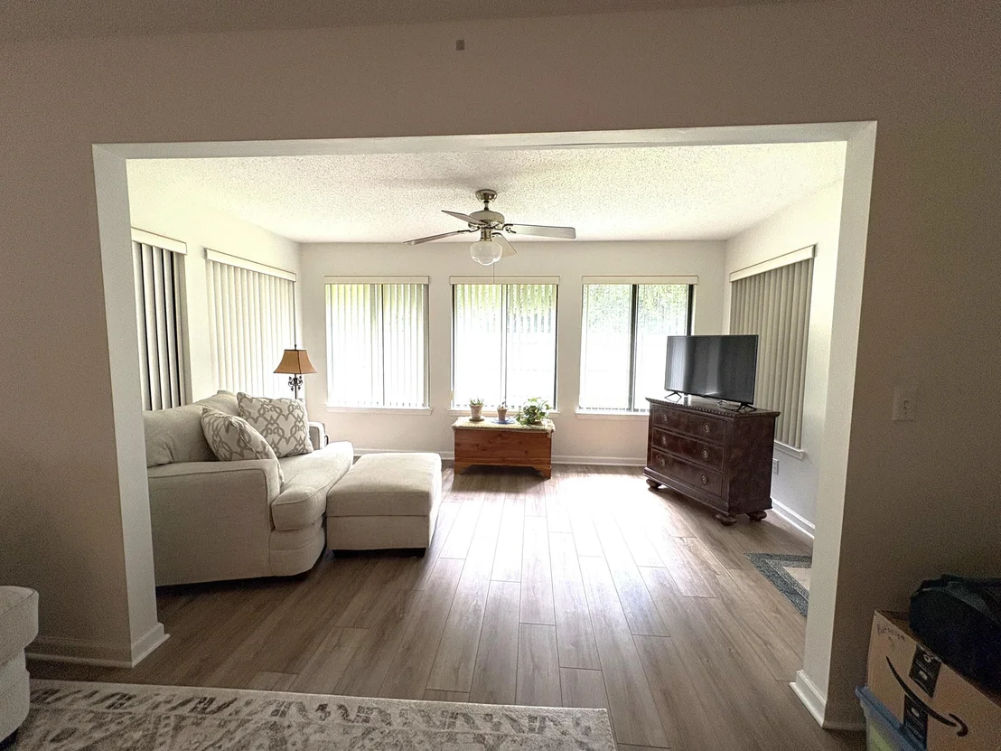 Photo of 110 Poplar Place
