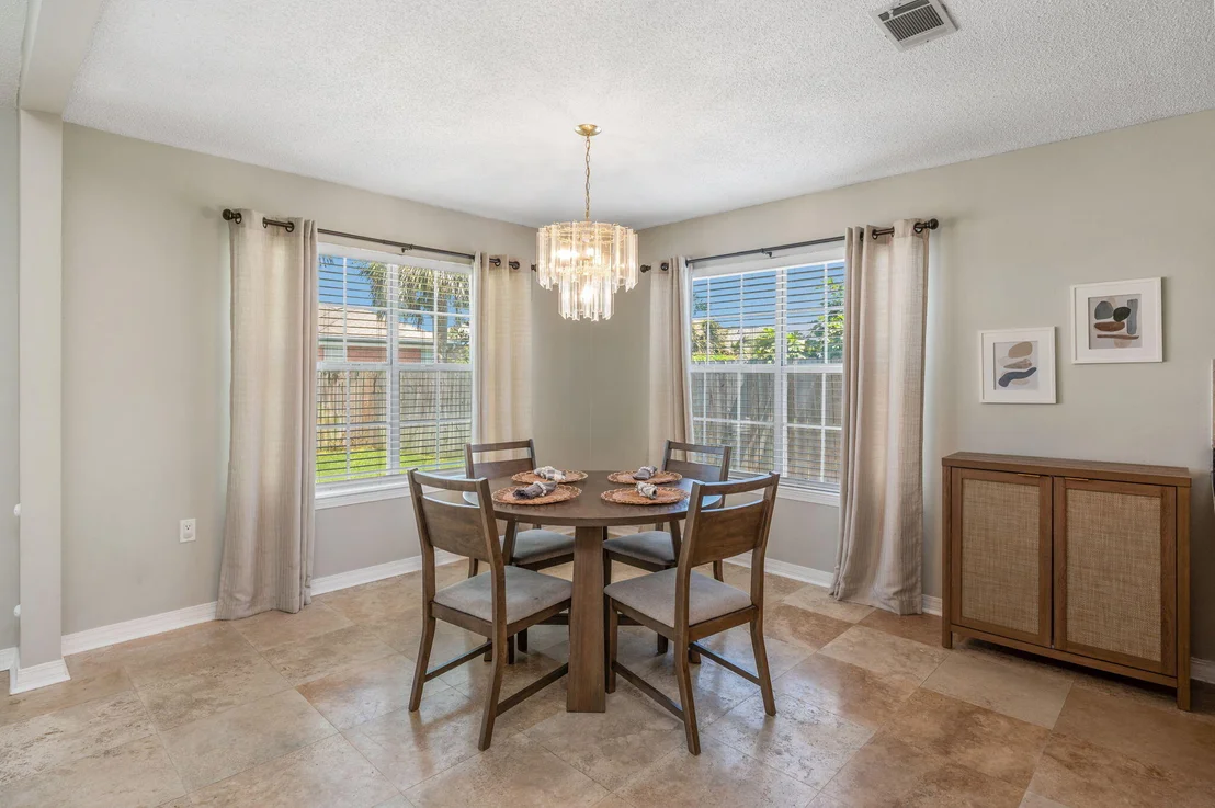 Photo of 400 Primrose Circle