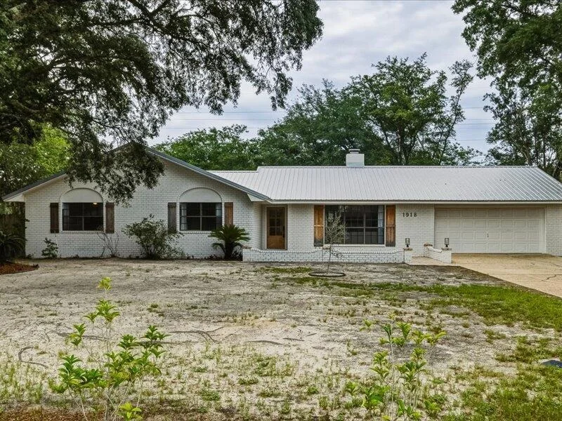 Photo of 1918 Vizcaya Drive