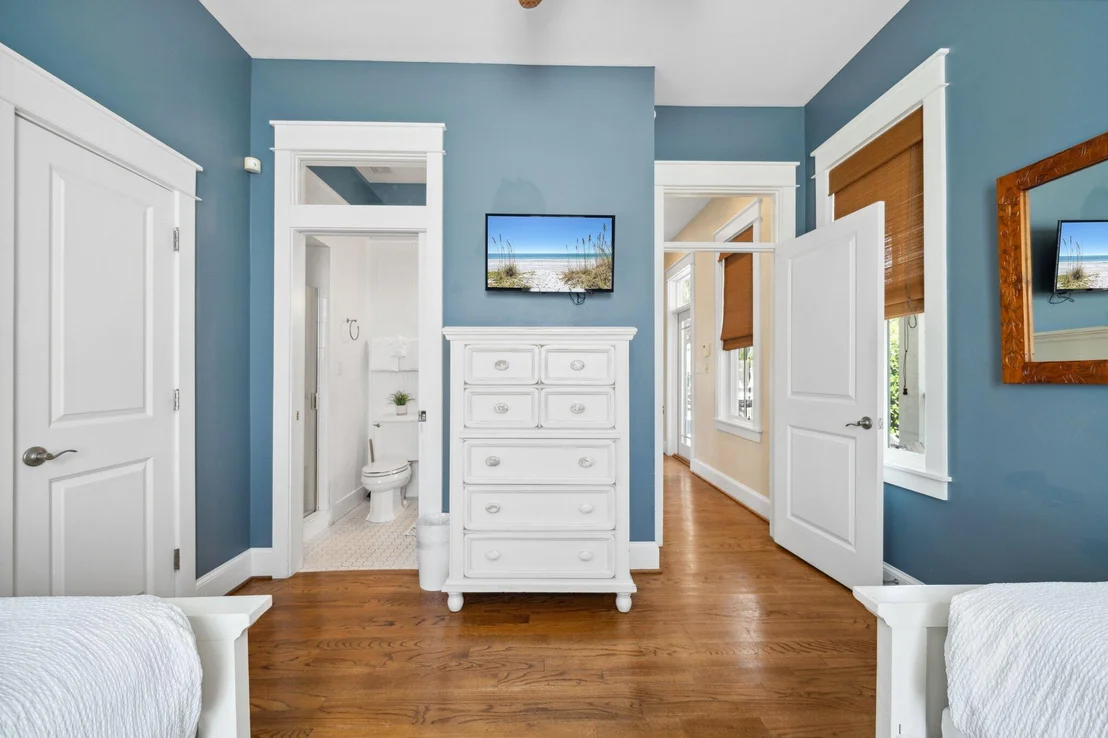 Photo of 3600 Waverly Circle