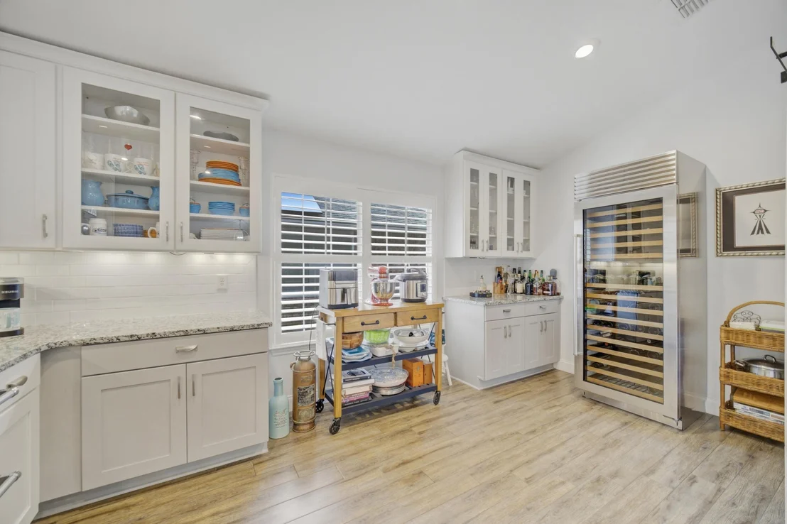 Photo of 423 Sandy Cay Drive