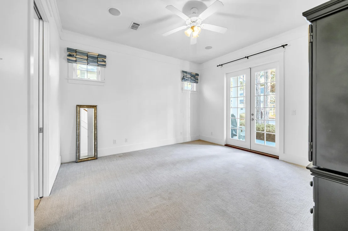 Photo of 1303 Laurel Way