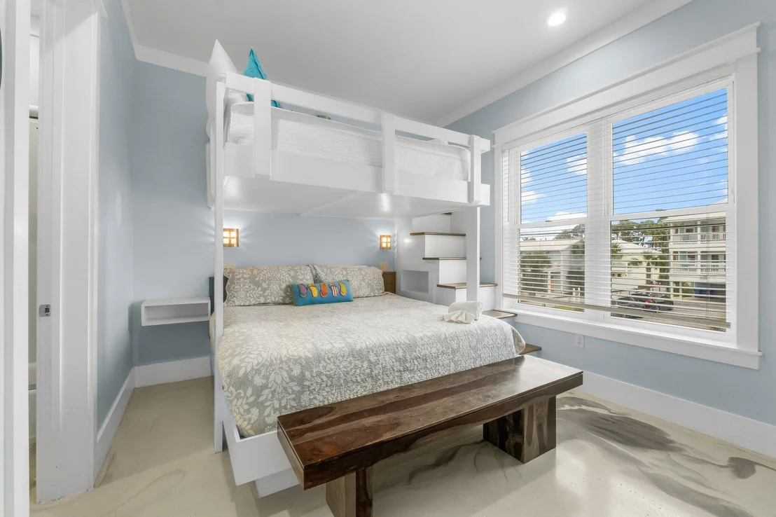 Photo of 9716 Beach Boulevard