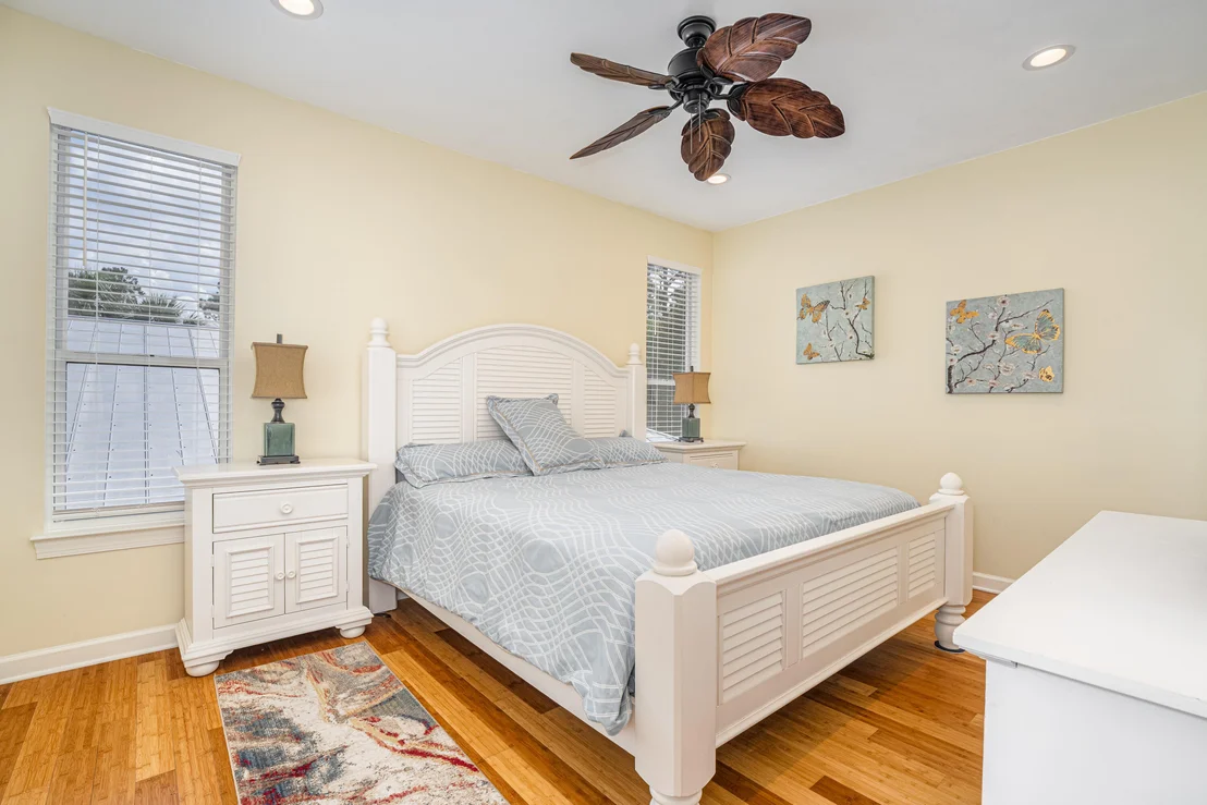 Photo of 2021 Pine Island Circle