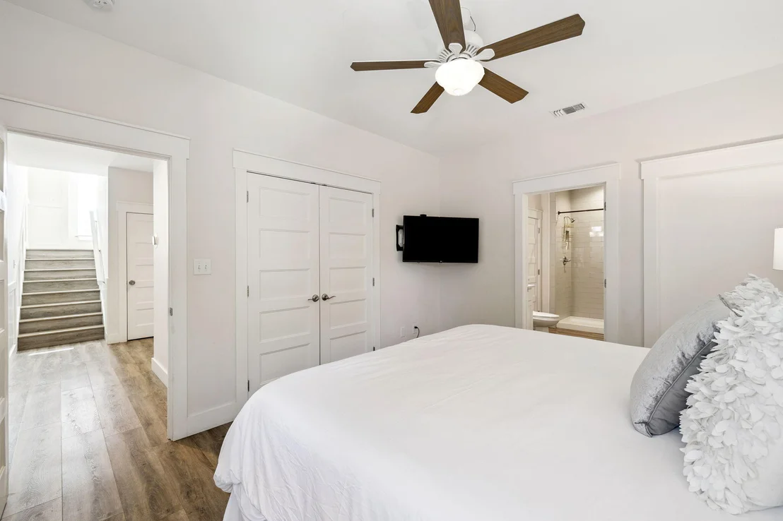 Photo of 10 Blue Surf Lane