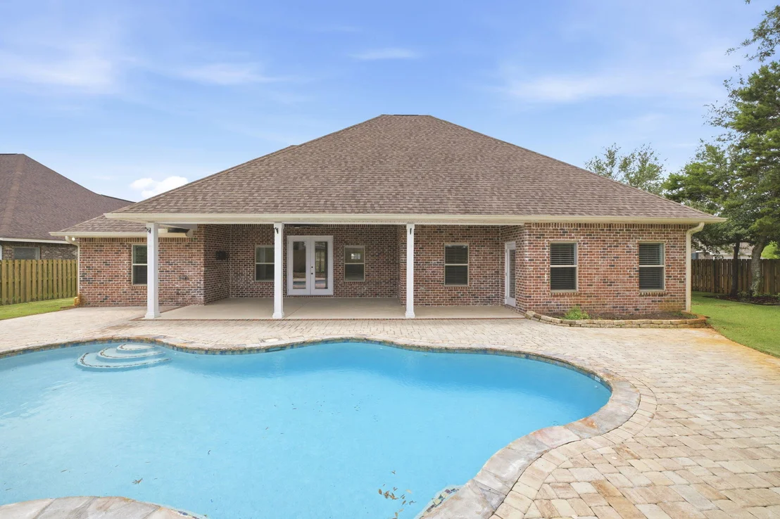 Photo of 5140 Sandy Shores Drive