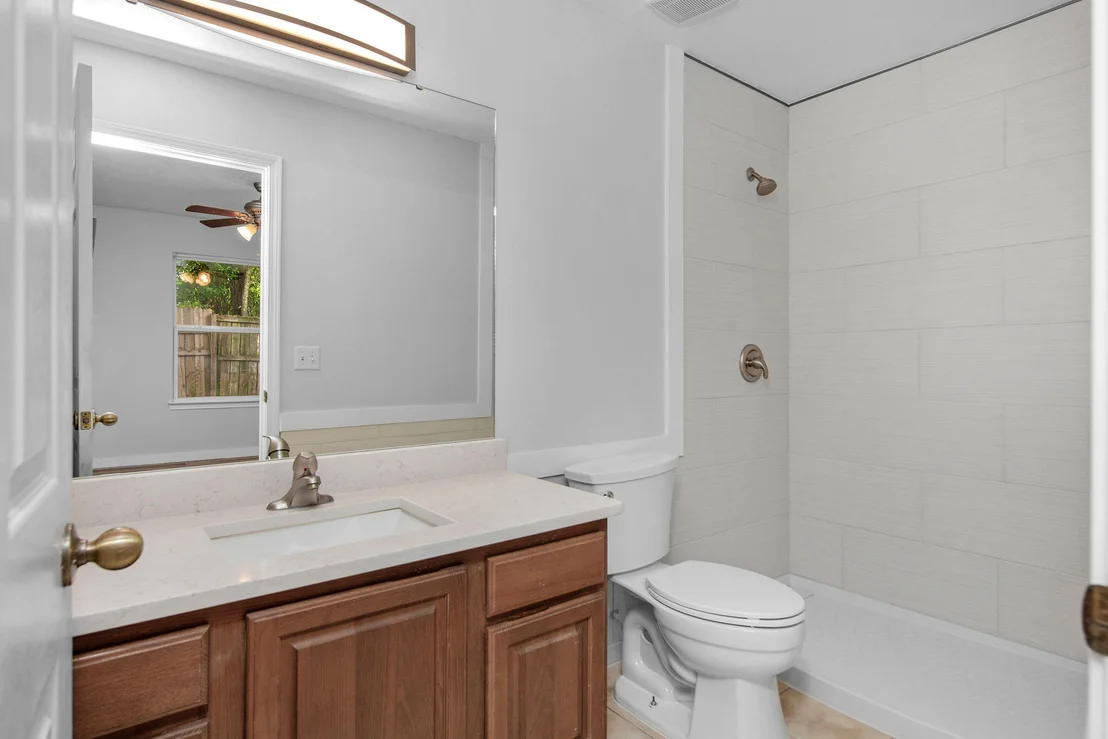 Photo of 609 E Edney Avenue