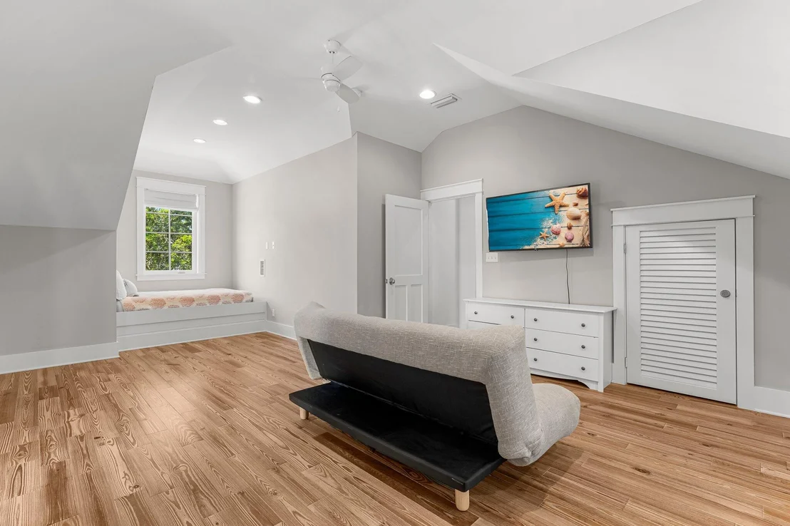 Photo of 515 Seacrest Drive