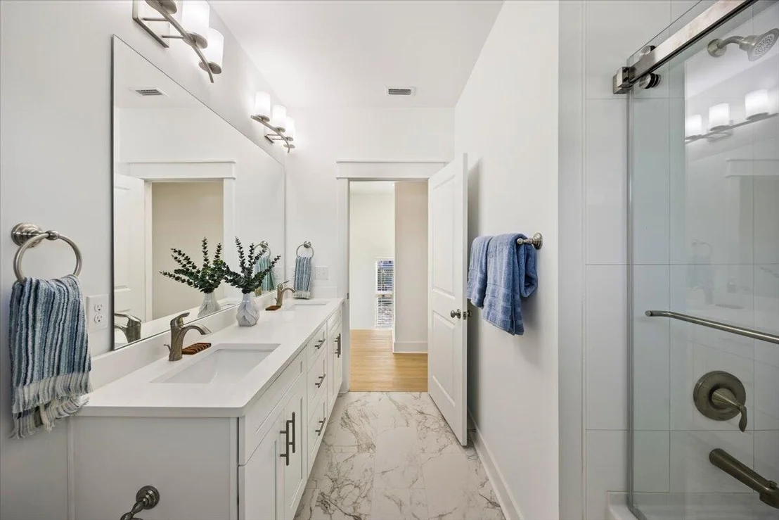 Photo of 120 Charming Way