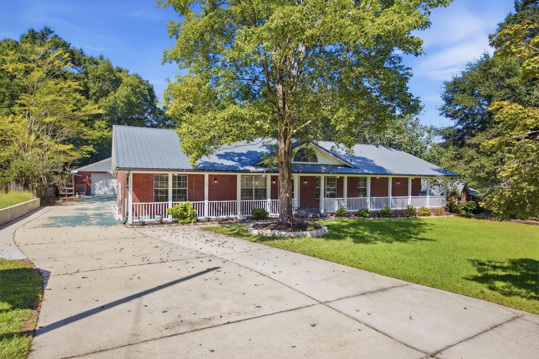 Photo of 111 Arapaho Trail