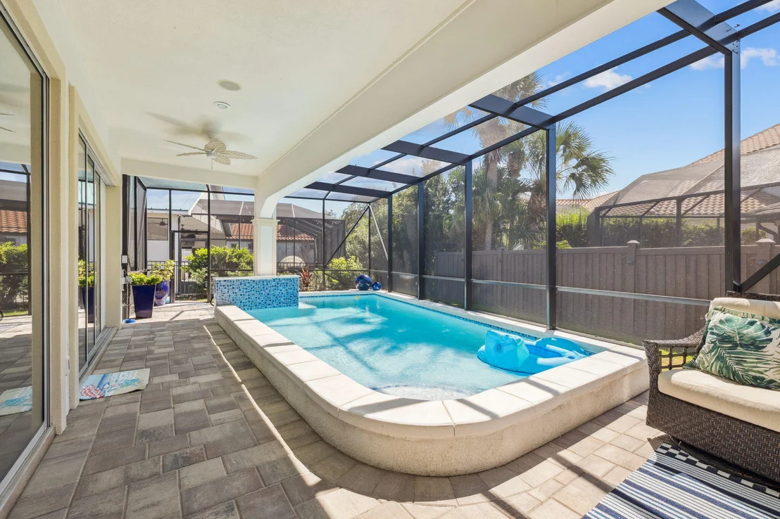 Photo of 4732 Papaya Park